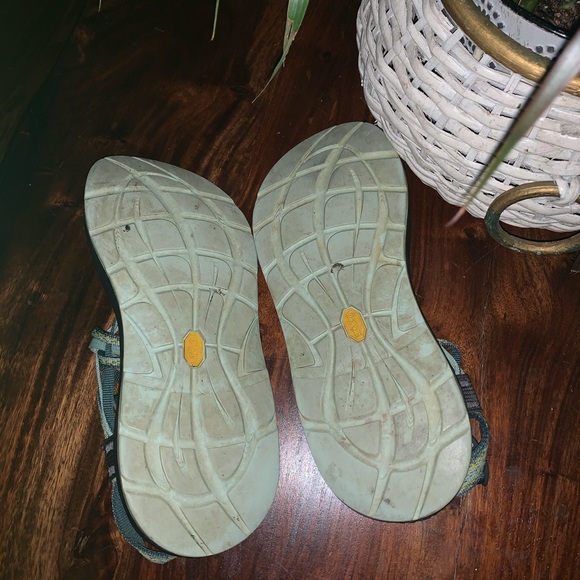 Chacos - Picture 3 of 3